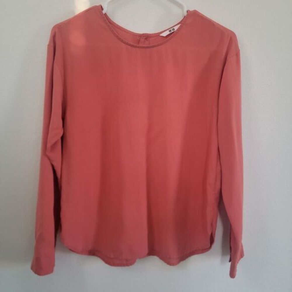 Uniqlo Womens Coral Orange Long Sleeve Button Back‎ Shirt Blouse Sz Med Casual